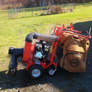 this rig can pick up leaves for removal or mulching