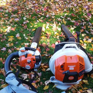 leaf clean up machines